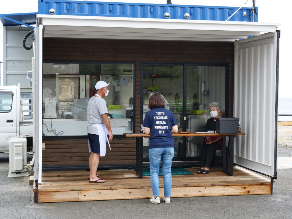 コンテナハウスのパン屋「麦正」